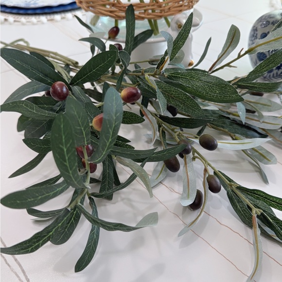 Artificial Olive Branch Spray with Realistic Green Leaves and Dark Olive Berries - Picture 4 of 4